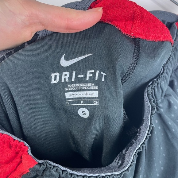 Nike Gray & Red Raiders NFL Basketball Athletic Shorts Size Small Men’s - Picture 8 of 10